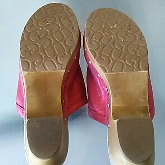 UGG Mules/Clogs - Picture 4 of 6